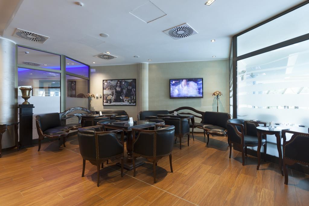 Hotel Premier Aqua - Adults Only Vrdnik Eksteriør billede The lounge at the airport