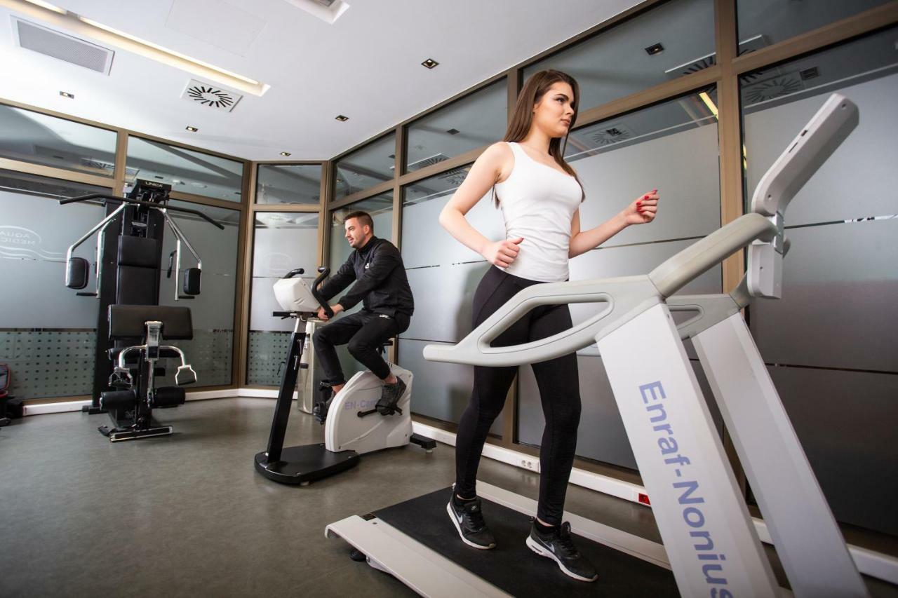 Hotel Premier Aqua - Adults Only Vrdnik Eksteriør billede A treadmill